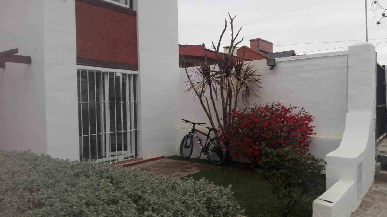 Tehuelches Familiar Vila Puerto Madryn Exterior foto